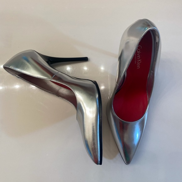 Calvin Klein Collection Shoes - CALVIN KLEIN COLLECTION silver red pumps heels